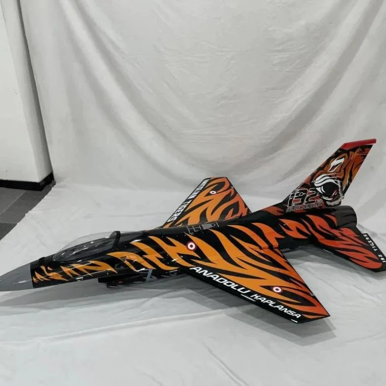 Boomerang F-16 Belgian Tiger