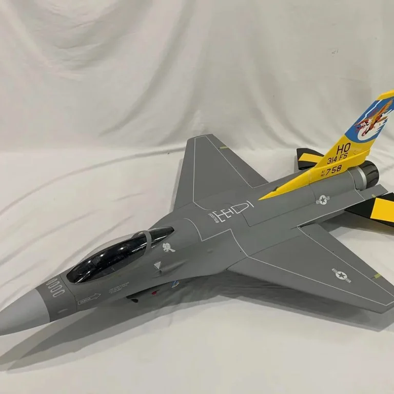 Boomerang F-16 Hollman AFB 314th Yellow Tail c